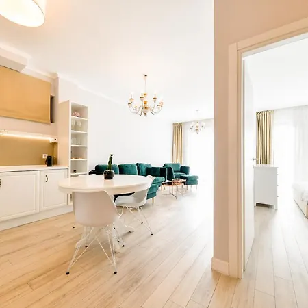 Apartment Stylish Ground Floor *